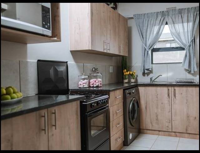 2 BEDROOM APARTMENT FOR SALE IN KENLEAF